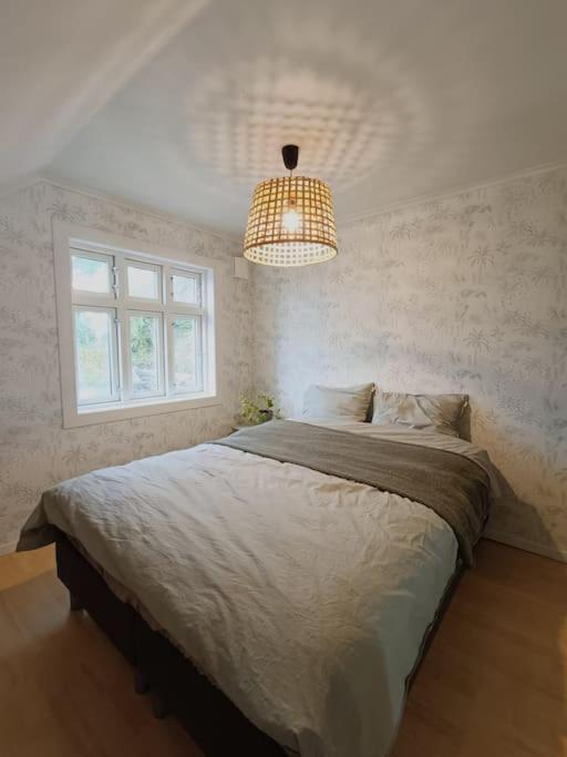 Charming House In Ulsteinvik With Free Parking Βίλα Εξωτερικό φωτογραφία